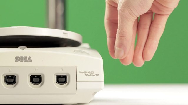 6 Awesome Dreamcast Facts Explained in Stop Motion