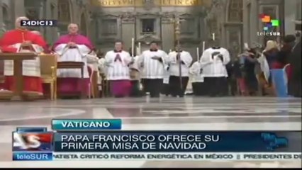 El Papa Francisco celebra la primera Misa de Gallo de su pontificado
