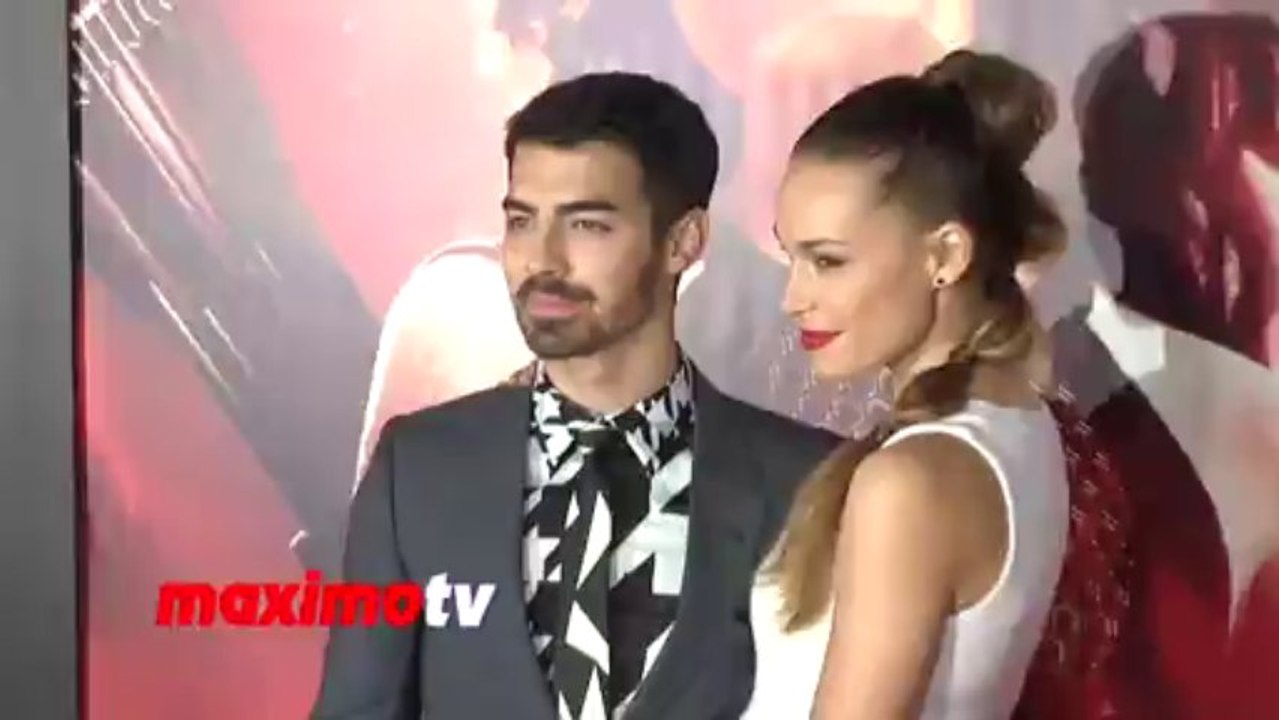 Joe Jonas "The Hunger Games: Catching Fire" Premiere Red Carpet Arrivals