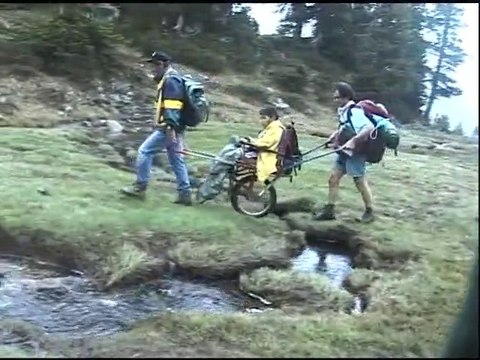 Joëlette au lac Achard 1912 m – Belledonne
