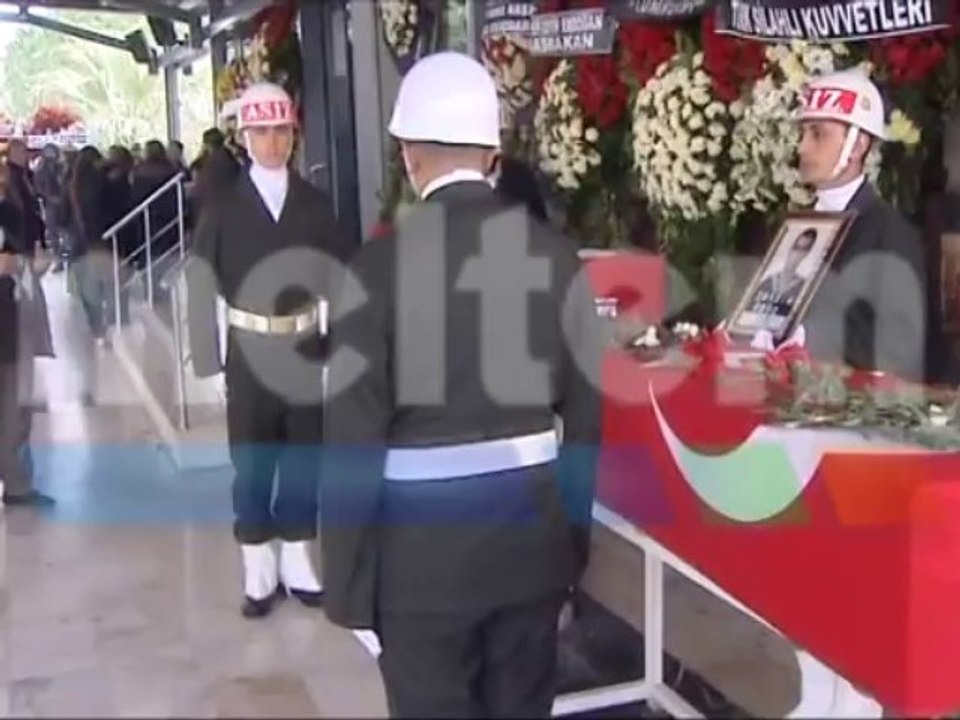 10 ŞEHİDE VEDA