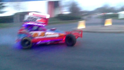 Sworder, doing what sworder does best