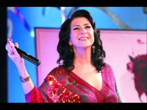 MELİHAT GÜLSES - BEN AŞKI İLK DEFA SENDE TANIDIM