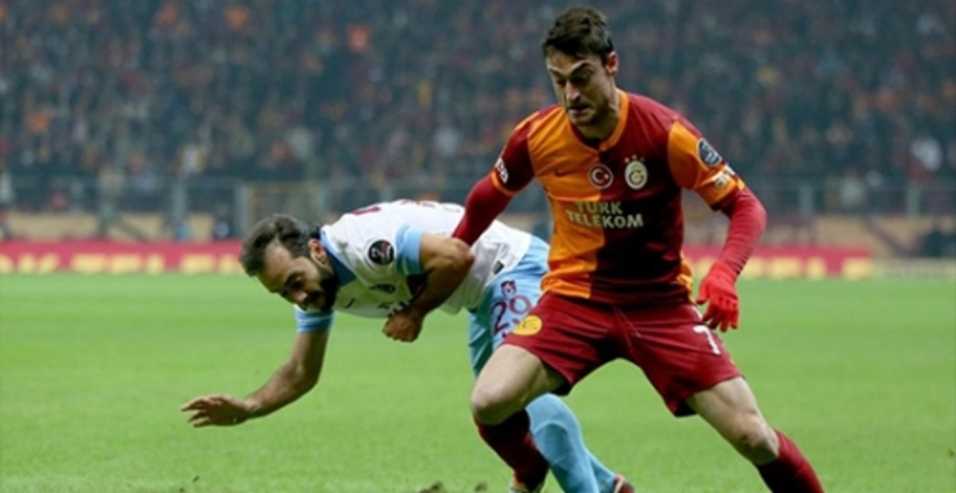 Riera Parasını İstiyor!