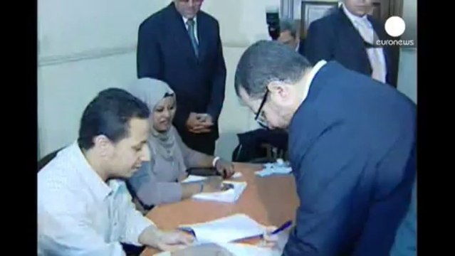 Egyptian police capture former PM en route to Sudan