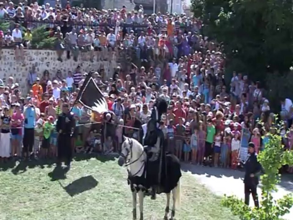 6x - Les Médievales de Villeneuve-sur-Yonne 2013