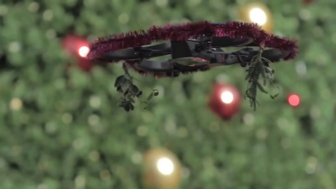 Le "Drone Gui" refait surface. Embrassez-vous dessous...