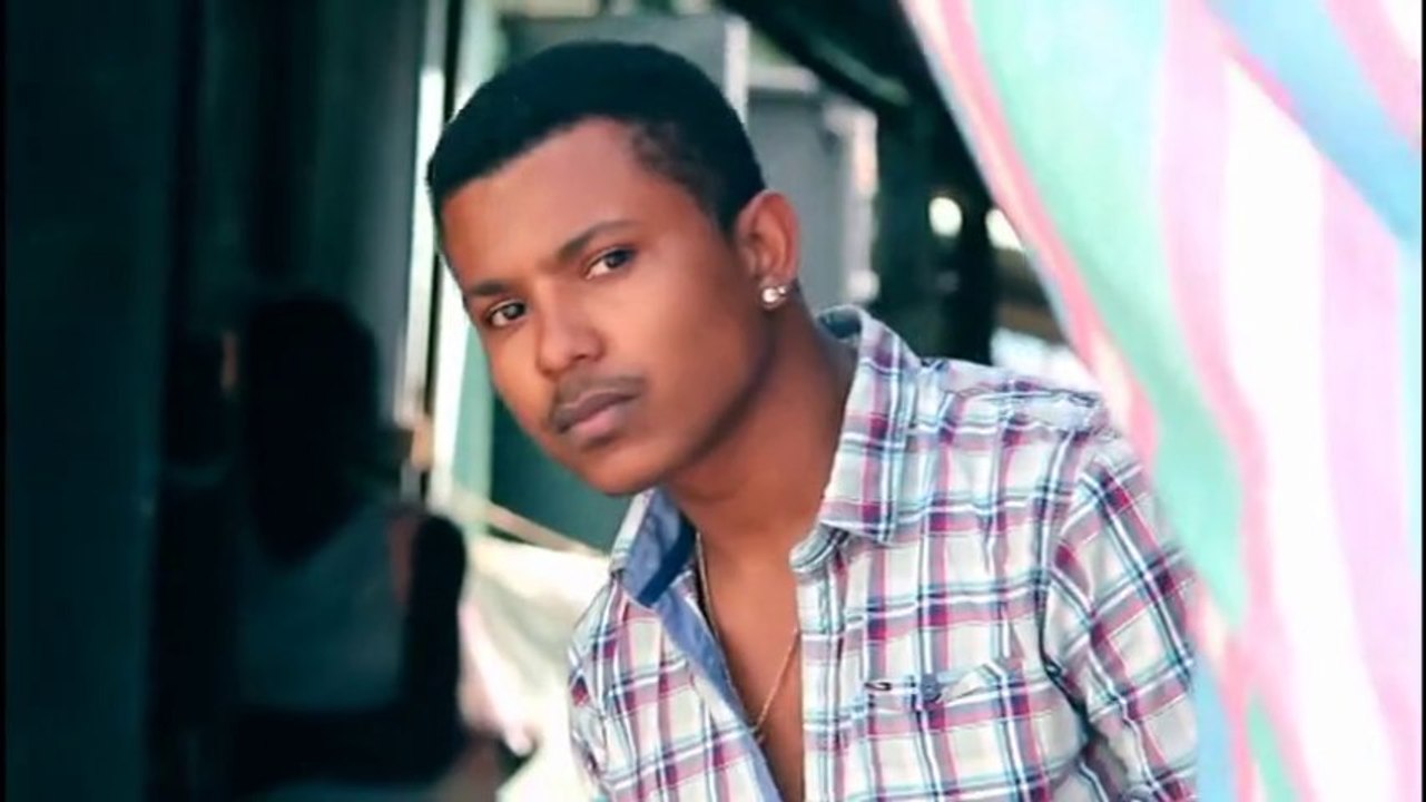 DJ KNIFE   -  Samy mibôgno  (gasy - malagasy)