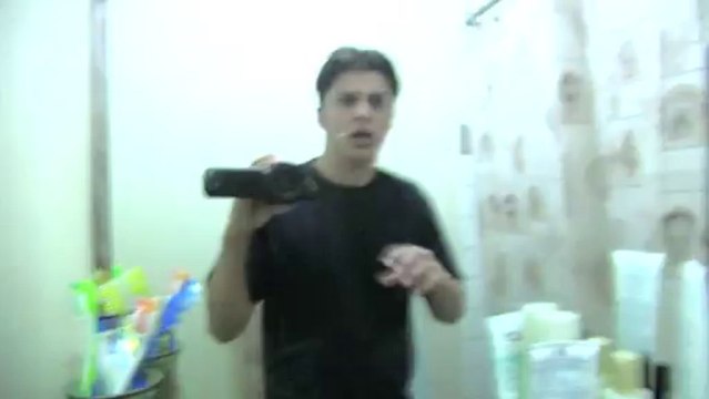 PARANORMAL ACTIVITY : THE MARKED ONES - Extrait: What Is Happening To Me [VOST|HD1080p]