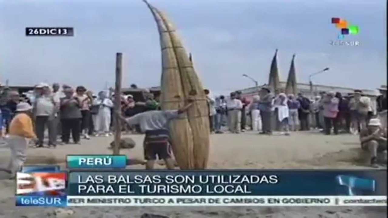 Perú: ancestrales caballitos de Totora, una atracción turística actual