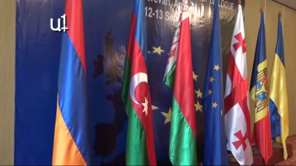 Ռուսների հետ` մաքուրով  shmays