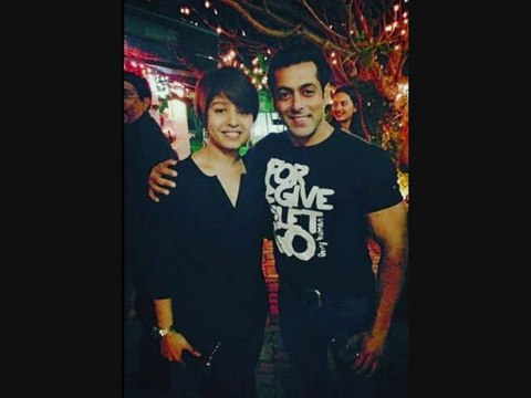 bollywood celebrities at the birthday party of salman khan