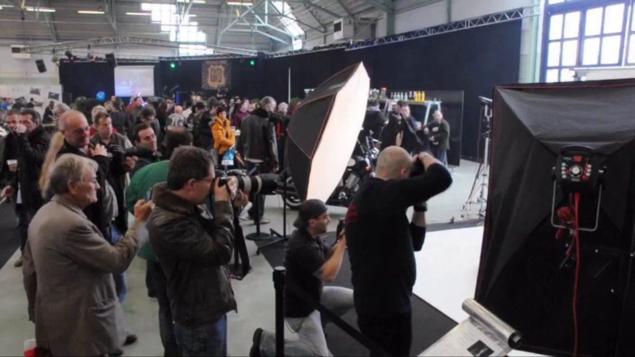 Sexy Show Shooting mit Playboy- und FHM-Modell Andrea