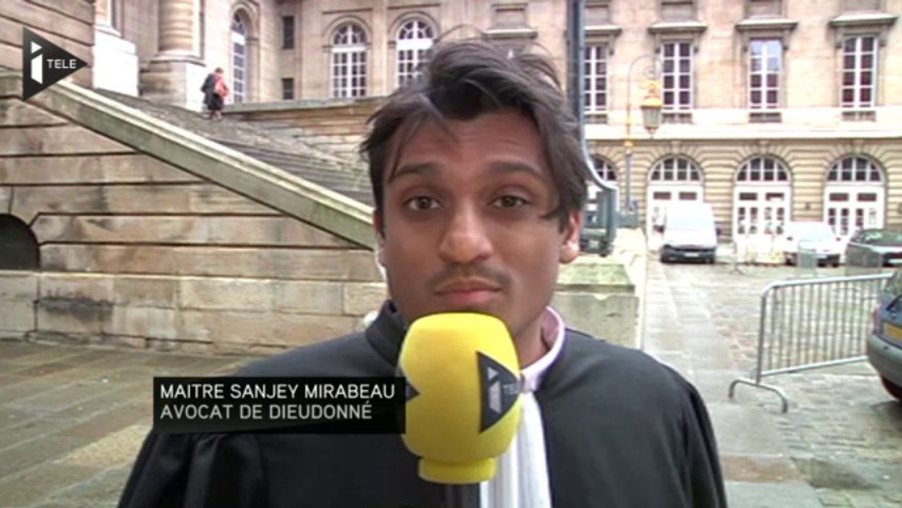 "Les humoristes qui ne font pas rire M. Valls seront tous interdits ?"