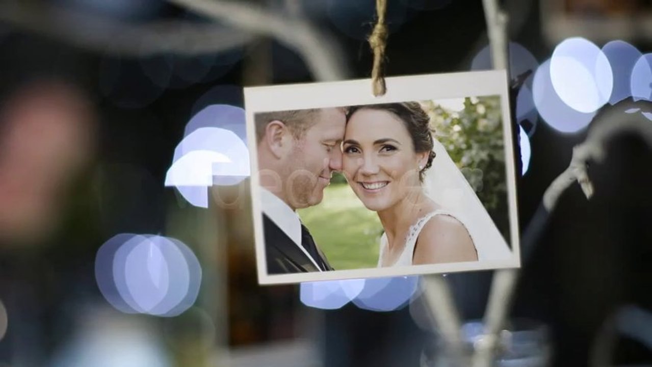 Photo Gallery at a Country Wedding II - After Effects Template