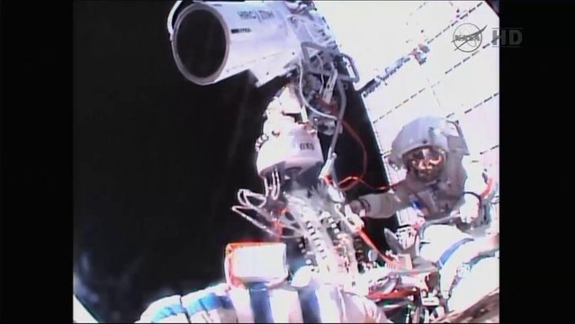 [ISS] Highlights from Russian Spacewalk outside Space Station