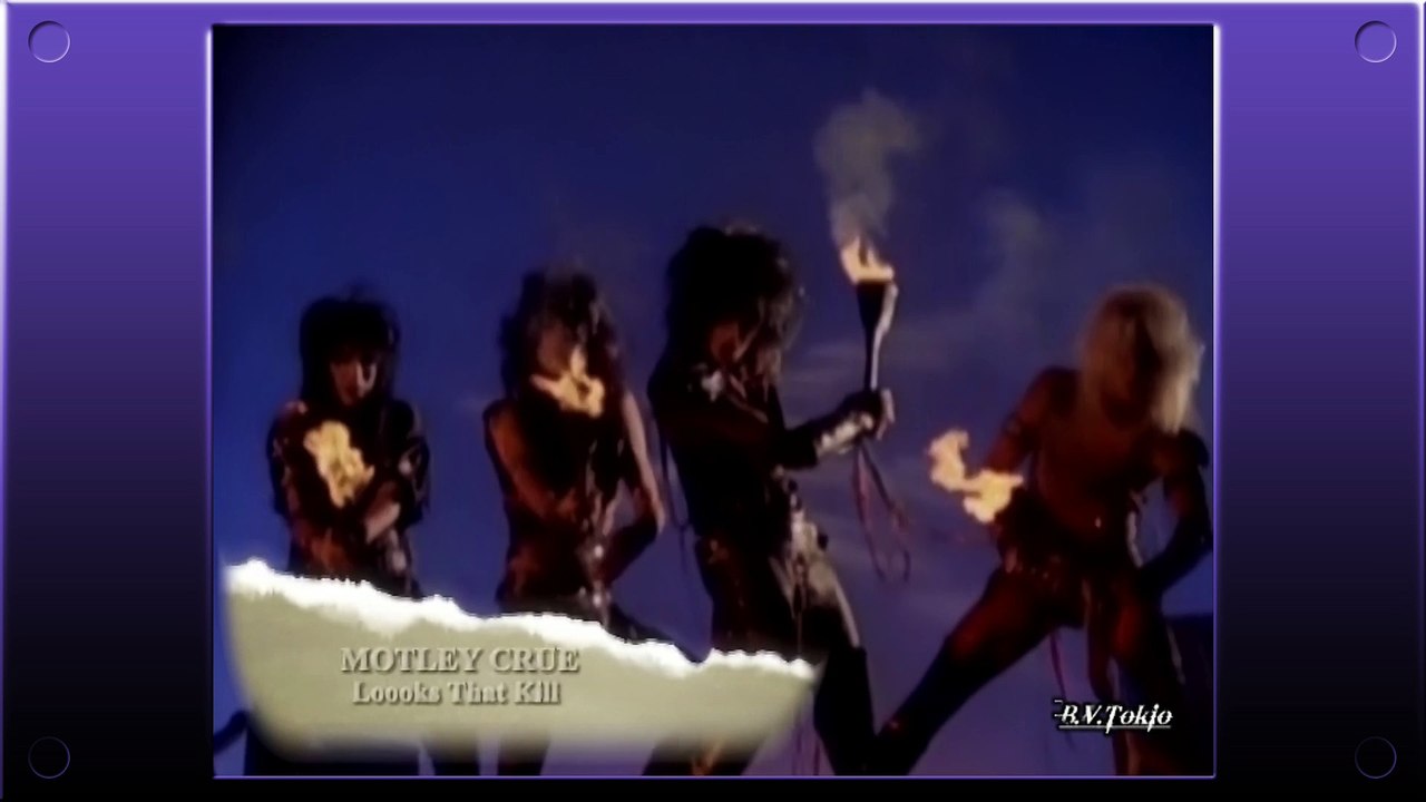 MÖTLEY CRÜE - Looks That Kill