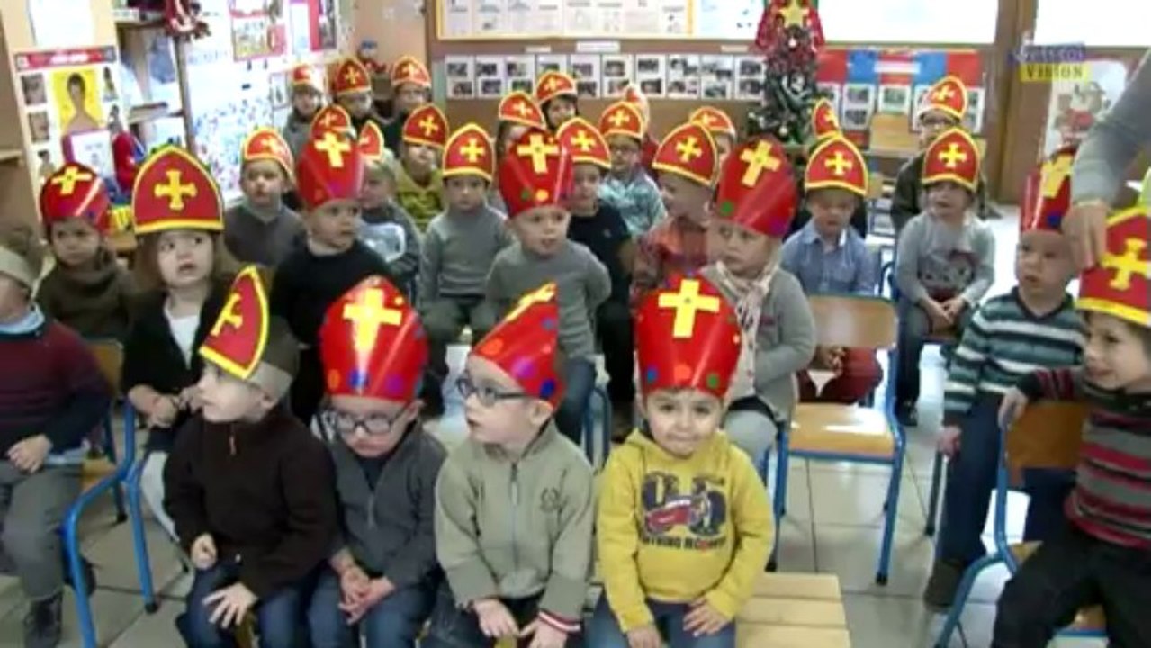 st nicolas à l'école St Joseph du Cateau