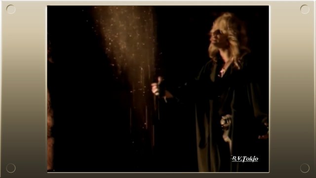 MÖTLEY CRÜE - Without You