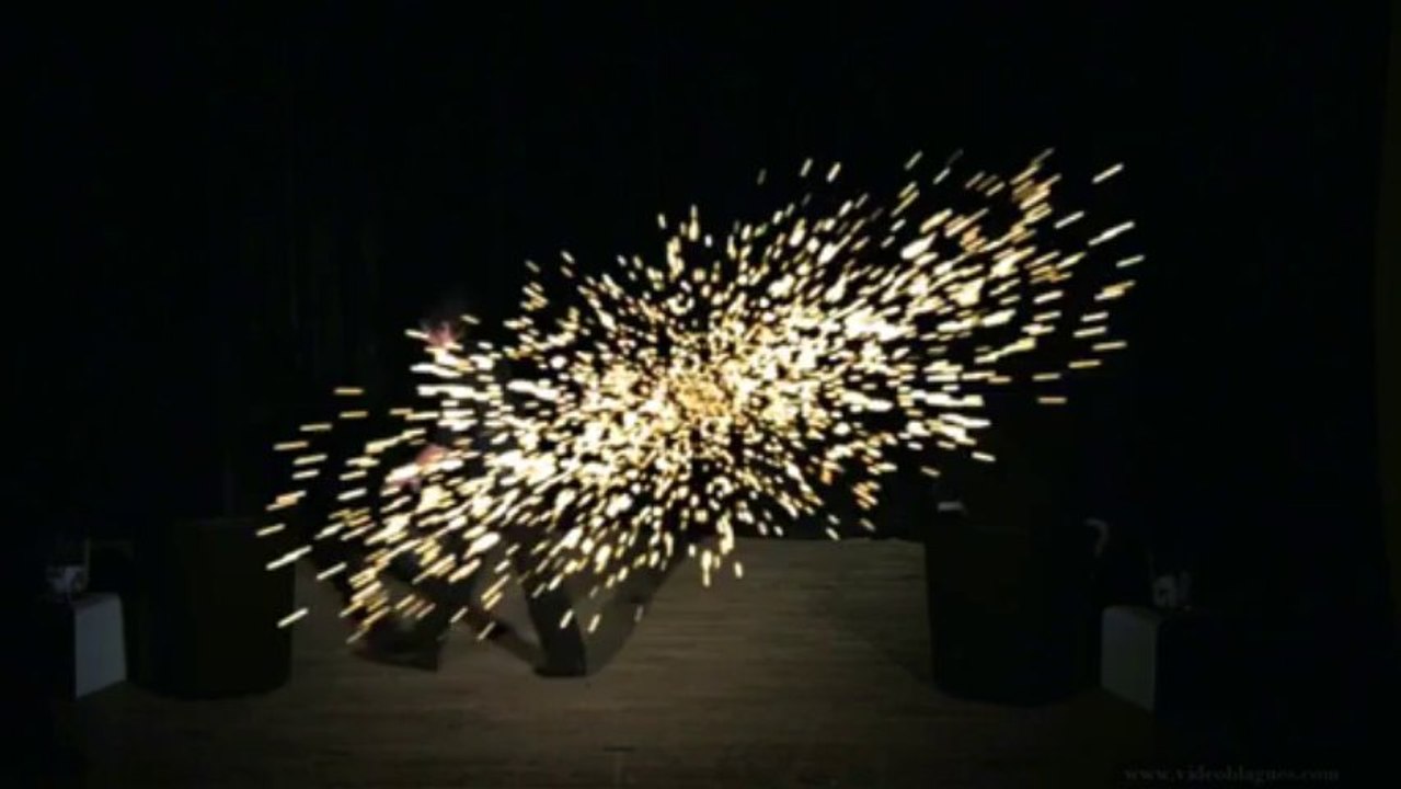 Madame, la salière est bouchée