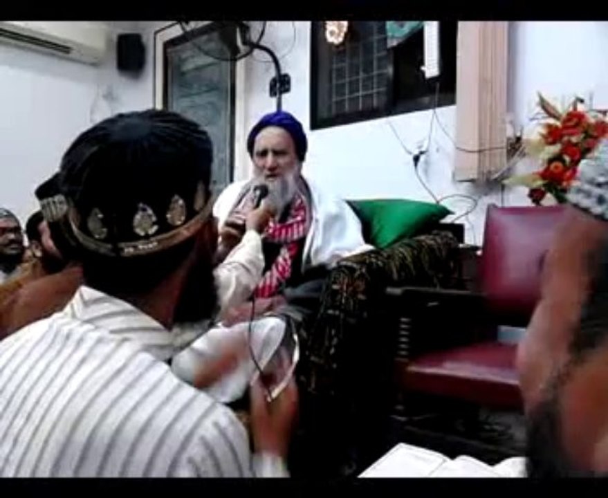12-12-2013 Part III @ Aastana e Aalia Qadriya Baseeriya Qadeeriya Rasheedia .........