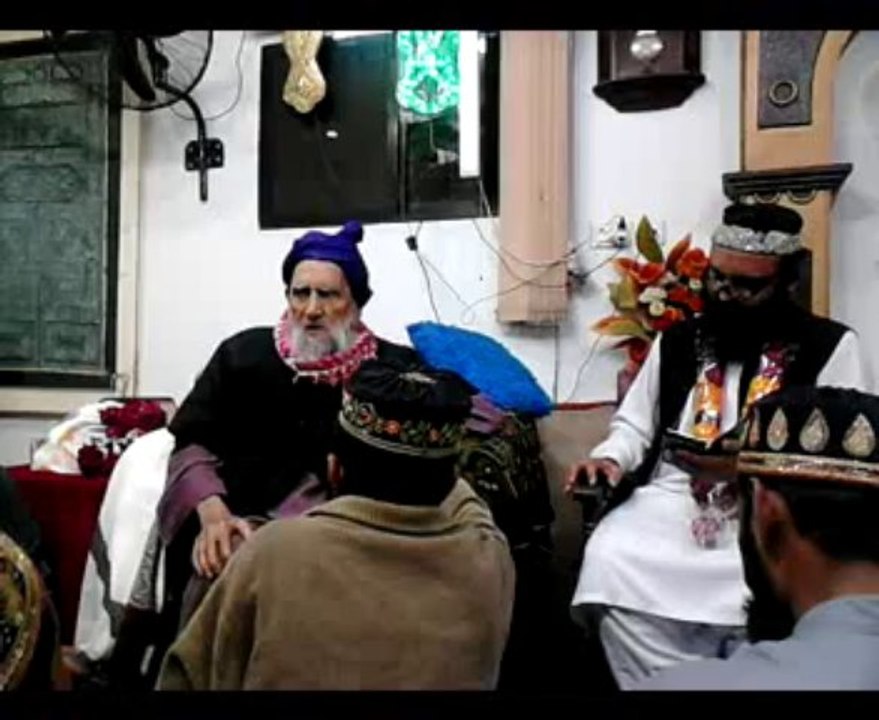26-12-2013 Part IV @ Aastana e Aalia Qadriya Baseeriya Qadeeriya Rasheedia .........