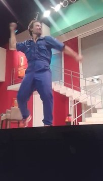 Estreno de Mansión Imposible el saludo final - video de Agostina Chiavarino - 25 de Diciembre