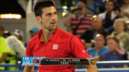 Abu Dhabi: Djokovic derrota a Ferrer y comienza la temporada como la acabó