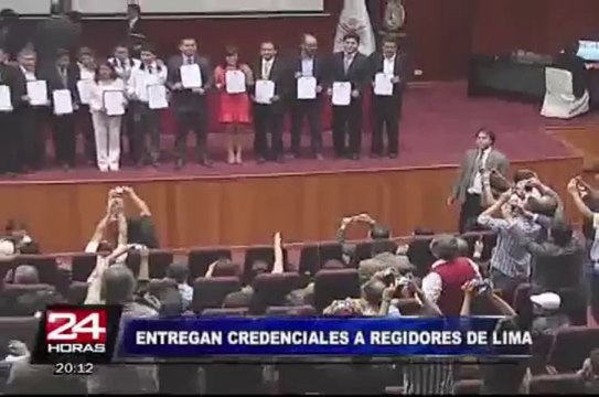 JNE entregó credenciales a 22 nuevos regidores de la Municipalidad de Lima