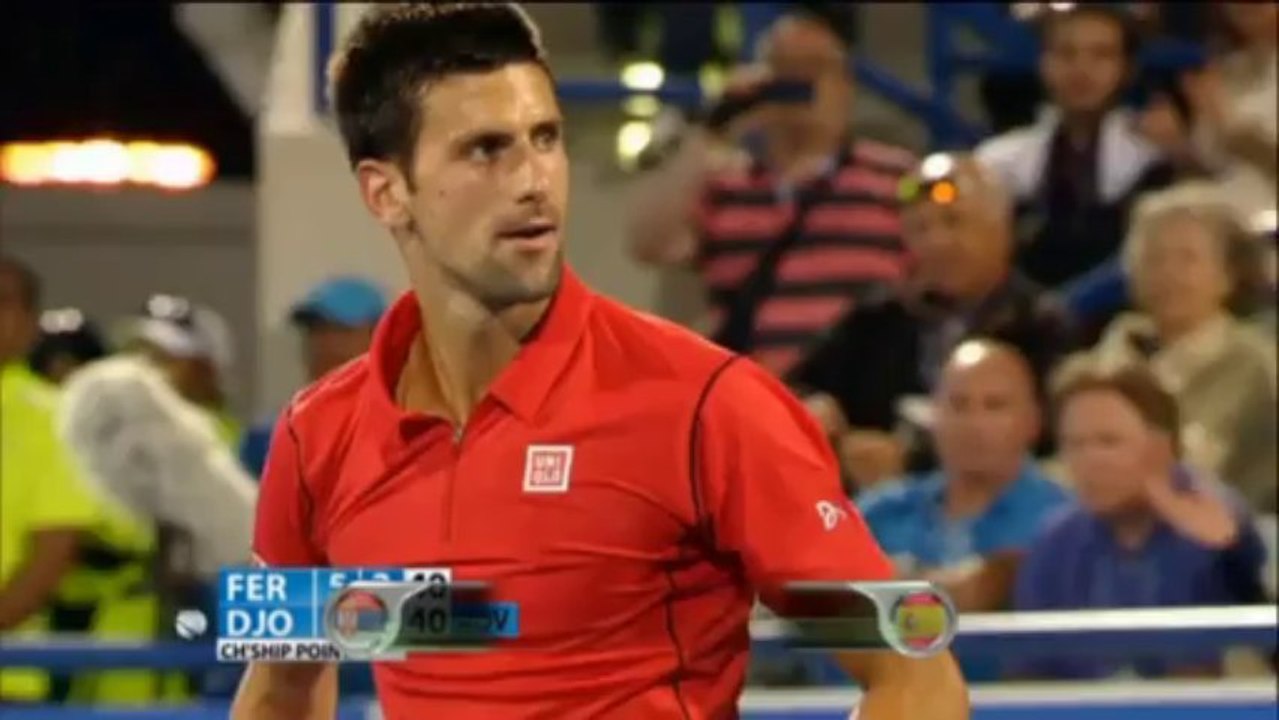 Abu Dhabi: Djokovic holt ersten Titel unter Becker