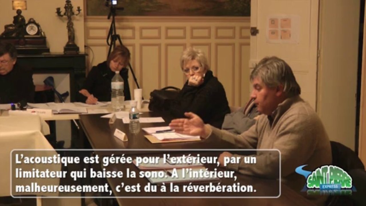 l'architecte parle du chauffage de la salle des fêtes