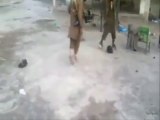 بالفيديو.. نشطاء ينشرون فيديو لجهاديين يلعبون الكرة برؤوس بشرية مقطوعة فى سوريا
