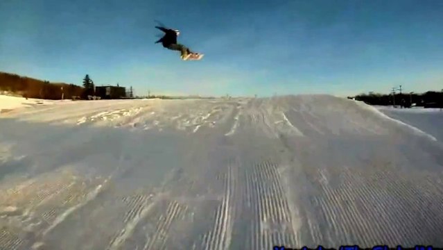 GoPro HD: Big Snowboard Crash