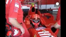 Formula 1'in efsanevi pilotu Michael Schumacher komada