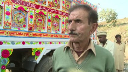 Pakistan: les rois du truck art craignent le retrait de l'Otan