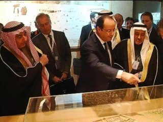 François Hollande vanne Jack Lang à Riyad - 30/12