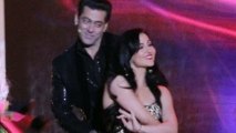 Salman Khan Offers Arbaaz's Next Film To Elli Avram ?