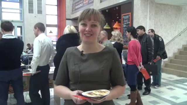 Мастер-класс по блинам в БЦ «Натинский». Сотрудница ЗАО «Юлмарт» о мероприятии и бизнес-центре.