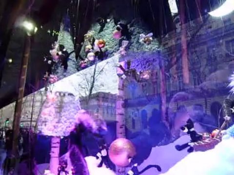 2013 Paris Galeries Lafayette Vitrine (vidéo 2)