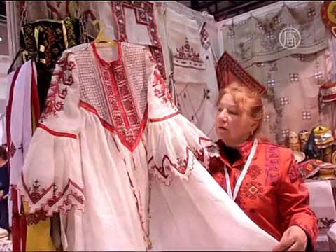 Ярмарка народных промыслов проходит в Москве