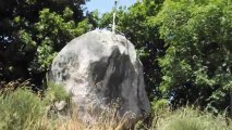 Dolmens et Menhirs de Bretagne, Episode 1, Les pierres oubliées.