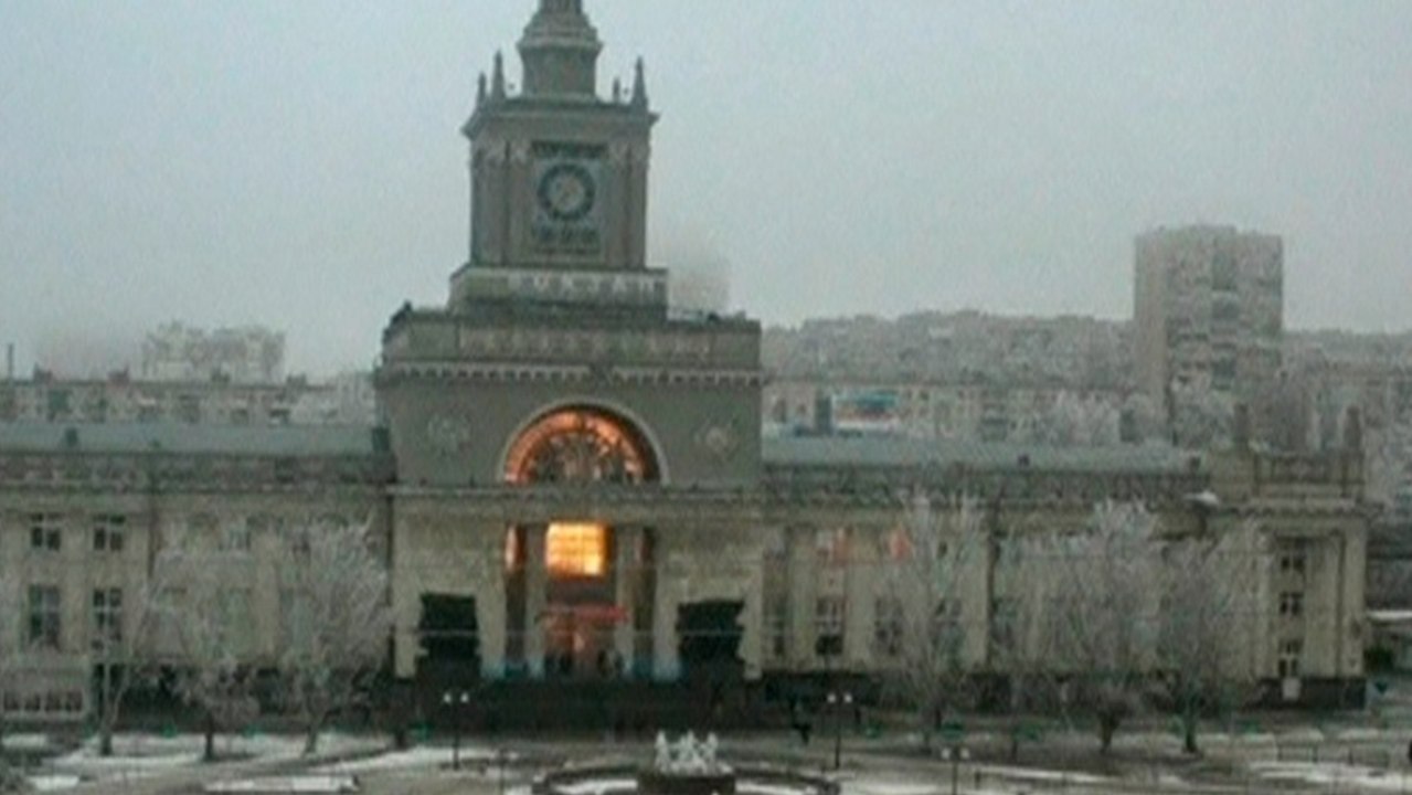 Volgograd Russia Suffers 2 Deadly Suicide Bombings; At Least 34 Dead