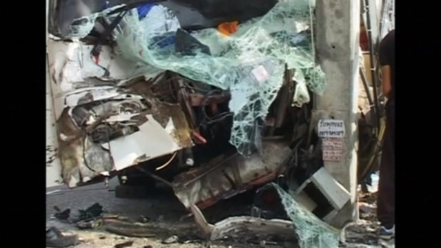 Bus carrying Russian tourists crashes in Thailand, 2 dead