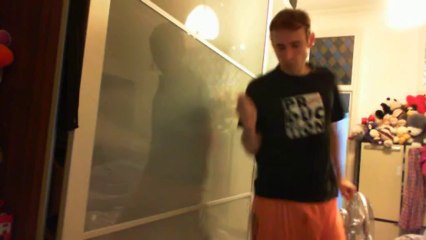 Wiwi kameloualise "drop that beat" d'Ixxel