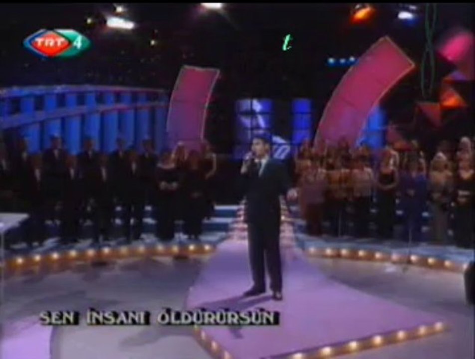 Bahadır ÖZÜŞEN-Aşk Bu Değil Yapma Güzel