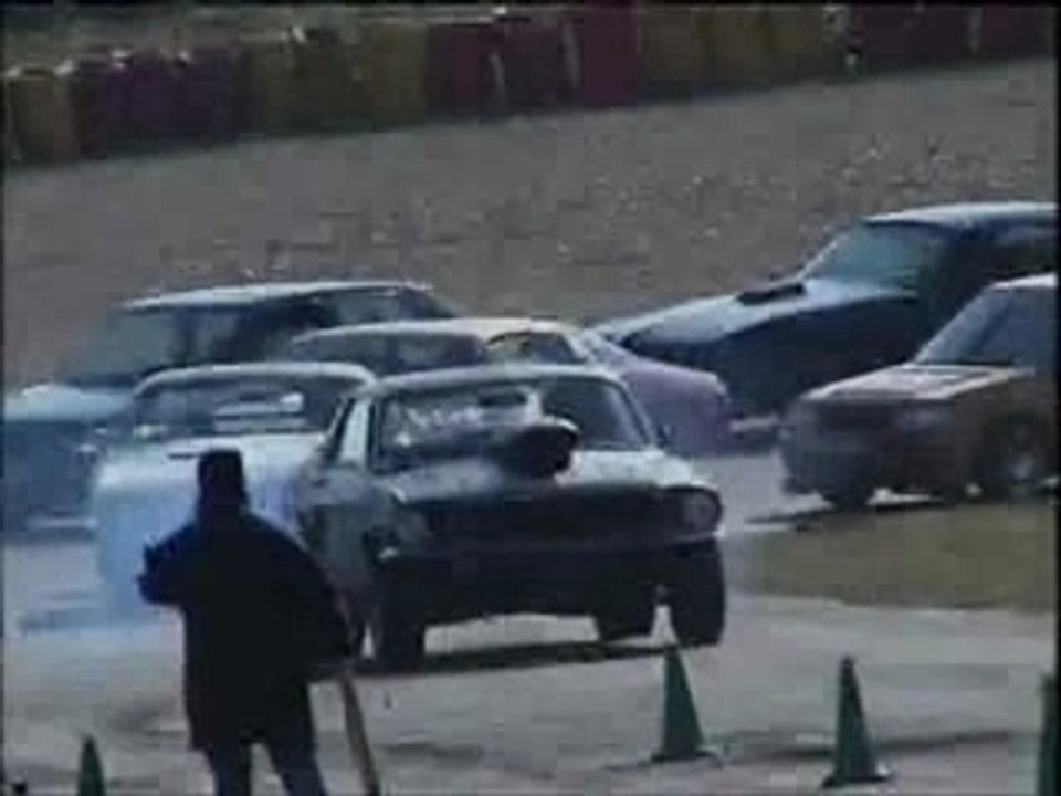 r19 vs ford mustang cobra