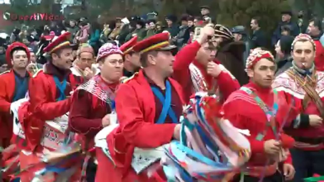 Datini si obiceiuri de an nou Onesti 2013