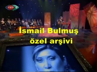 Hilal Yüzer _ Lezzet almış geçmiyor sevdâ-yı dildârdan gönül