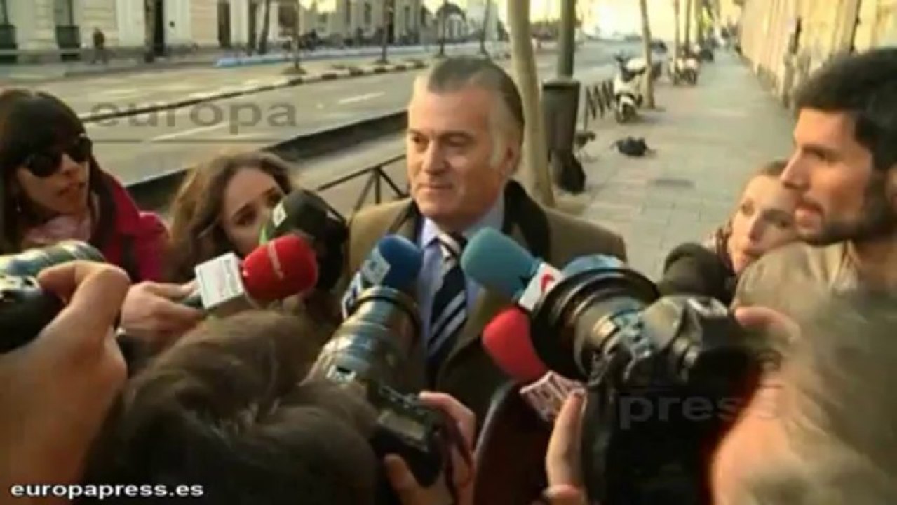 Bárcenas ingresa unas horas en el hospital