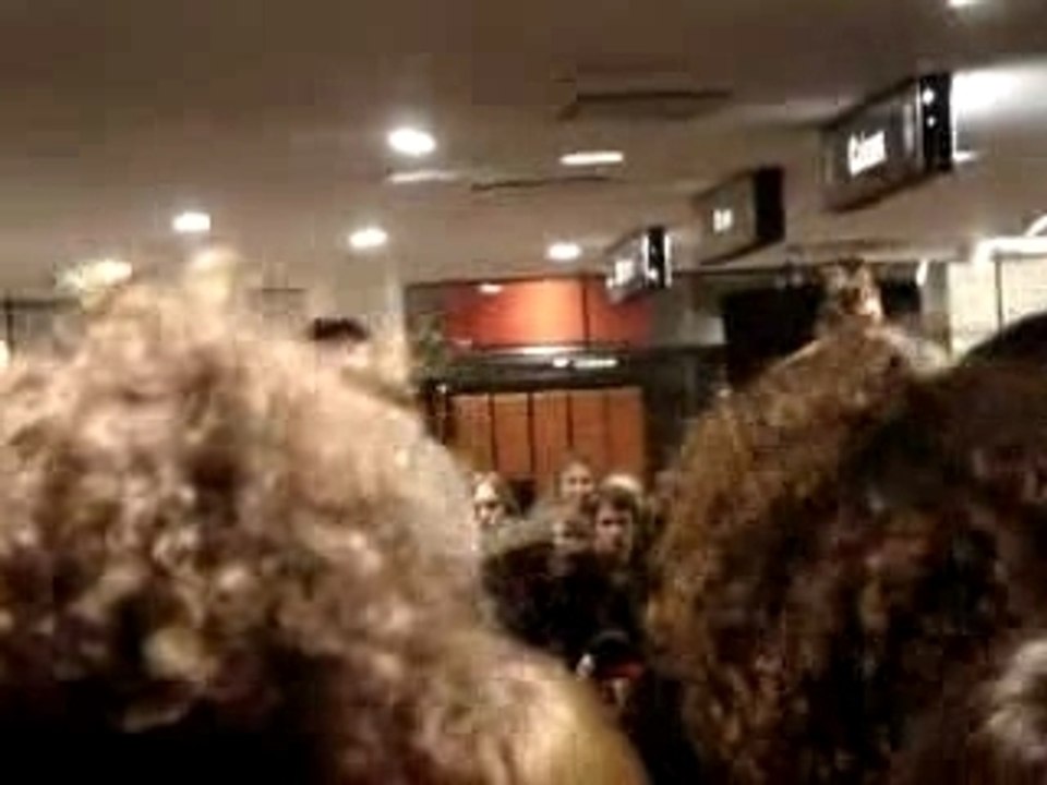 Pleymo - Phantom (live virgin megastore)
